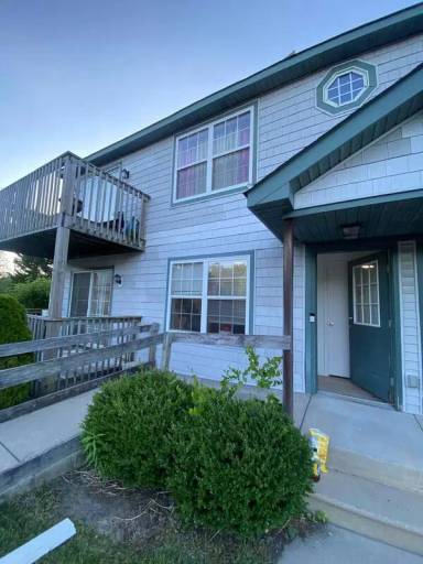 Main picture of 14 Oyster Bay Rd