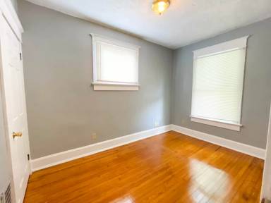 Main picture of 1301 N Beville Ave