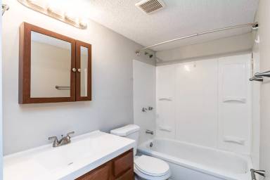 Main picture of Huntley Ridge Apartments