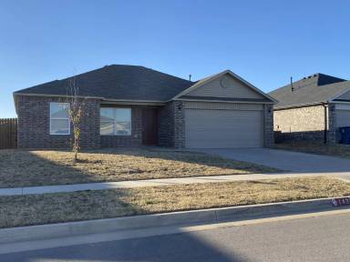 Main picture of 143 Waterside Dr