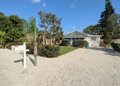 Main picture of 3816 N Old Dixie Hwy