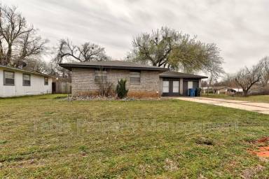 Main picture of 1300 Juniper Cir