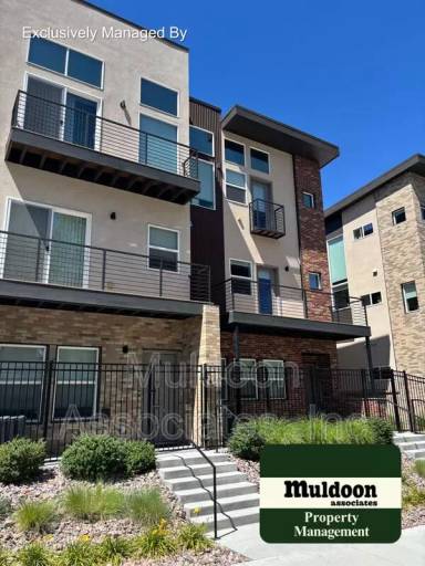 Main picture of 8 E St. Elmo Ave
