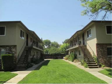 Main picture of 707 G St