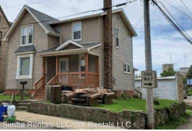 Main picture of 1327 Revell Ave