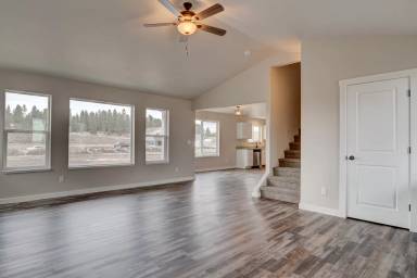 Main picture of 518 Sparrow Rd