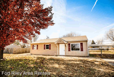 Main picture of 701 Plaza Dr