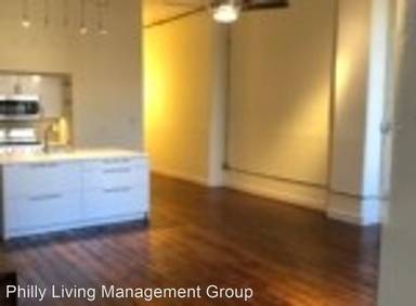 Main picture of 36 S Strawberry St
