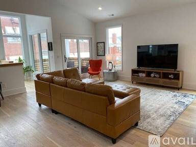 Main picture of 1419 Story Ave