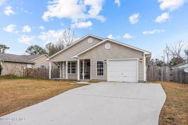 Main picture of 103 Pollard Dr