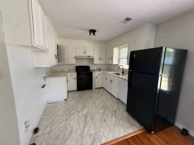 Main picture of 307 Union Ave