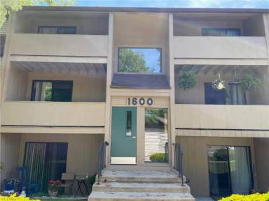 Main picture of 1600 Cedarwood Dr