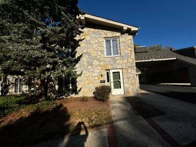 Main picture of 3600 Reed Rd