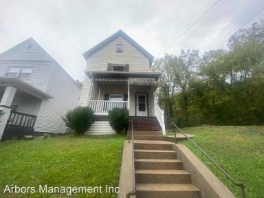 Main picture of 223 Orchard Ave