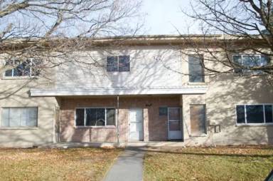 Main picture of 1385 Benton St