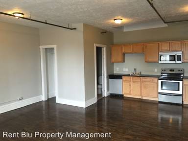 Main picture of 608 Bridge St NW