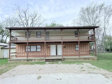 Main picture of 104 Fleenor Rd