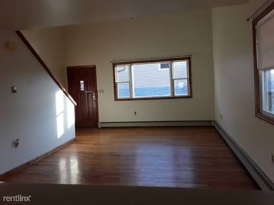 Main picture of 710 W Camplain Rd