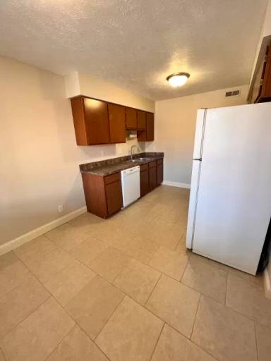 Main picture of The Willows Apartments
