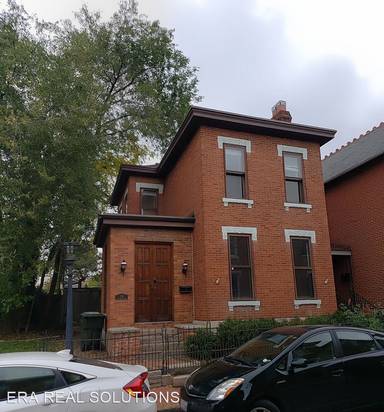 Main picture of 114 E Beck St