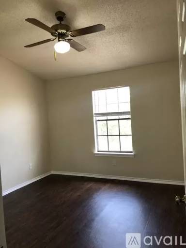 Main picture of 2903 Sapphire Fls Way