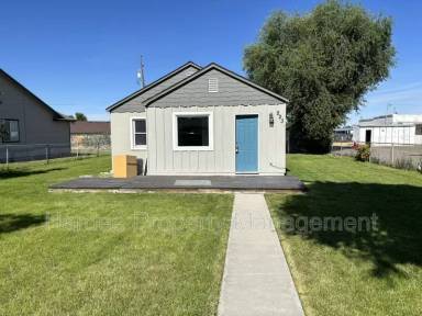 Main picture of 223 N Venice St