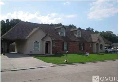 Main picture of 1404 Harwich Dr
