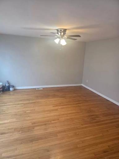 Main picture of 10306 S Corliss Ave
