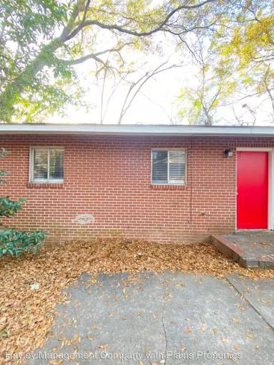 Main picture of 1036 Old Mill Rd