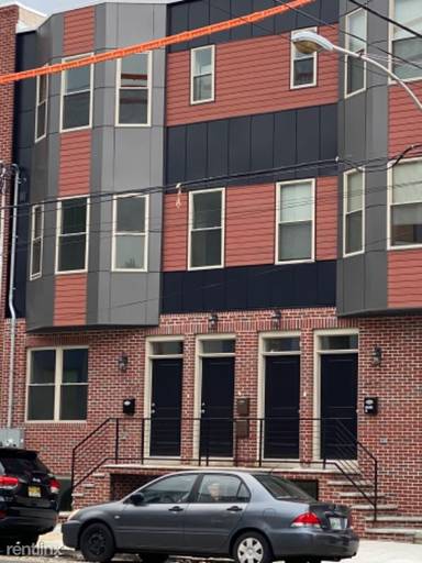 Main picture of 4017 Baring St