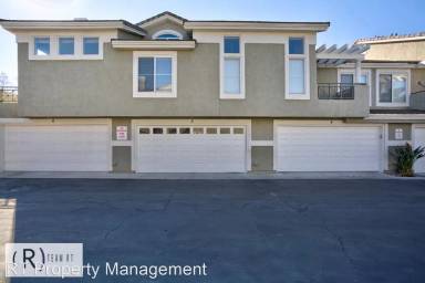 Main picture of 682 Azure Ln
