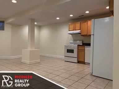 Main picture of 2152 W Fletcher St