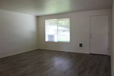 Main picture of 624 SE 32nd Ct