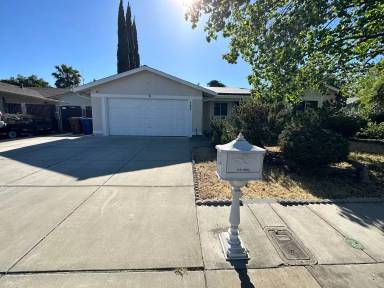 Main picture of 796 Peachwillow Dr