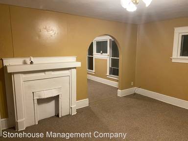 Main picture of 521 E 21st St