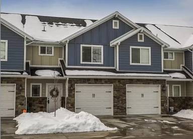 Main picture of 1027 W 2050 S