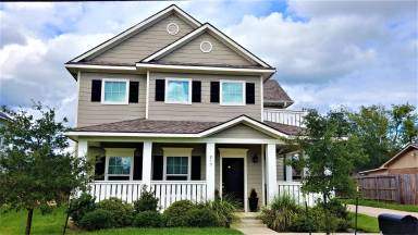 Main picture of 815 Welsh Ave