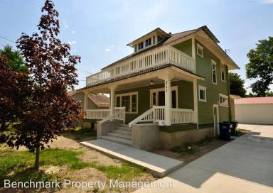 Main picture of 711 N 2nd St