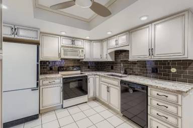 Main picture of 14102 E Linvale Pl
