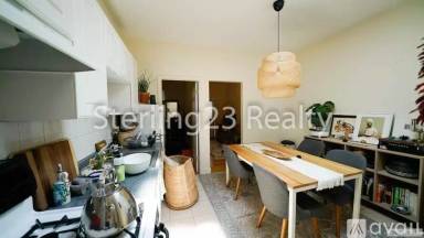 Main picture of 36 09 Ditmars Blvd