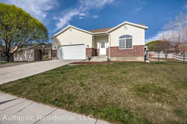 Main picture of 4073 S Panorama Dr