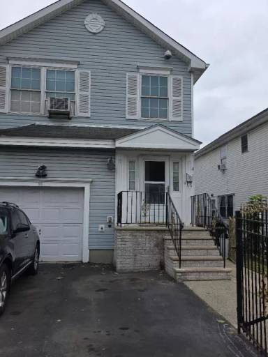 Main picture of 26 Winans Ave
