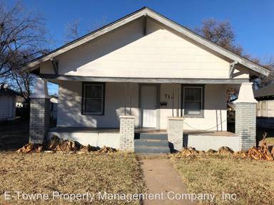 Main picture of 714 E Pine Ave