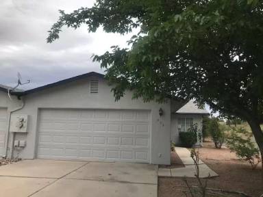 Main picture of 642 S 8th St