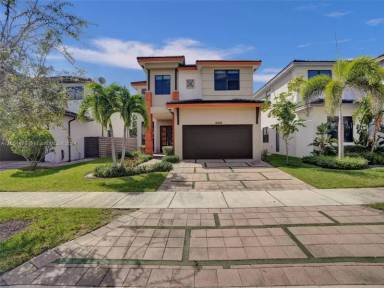 Main picture of 15464 NW 88th Ct