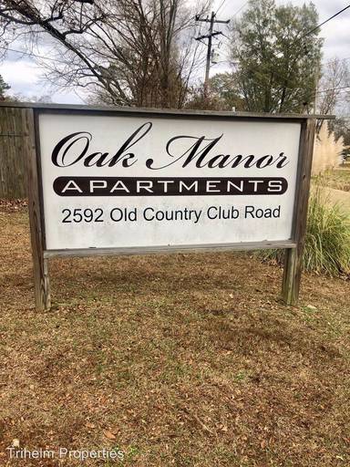 Main picture of 2592 Old Country Club Rd