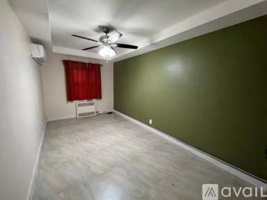 Main picture of 4019 170th St