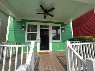 Main picture of 754 Murray Ave