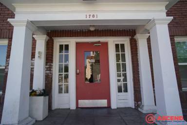 Main picture of 1701 B St