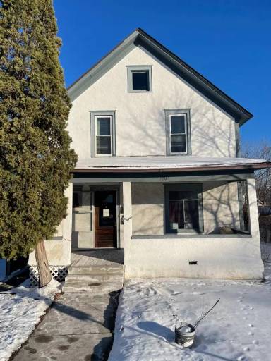 Main picture of 3705 Chicago Ave